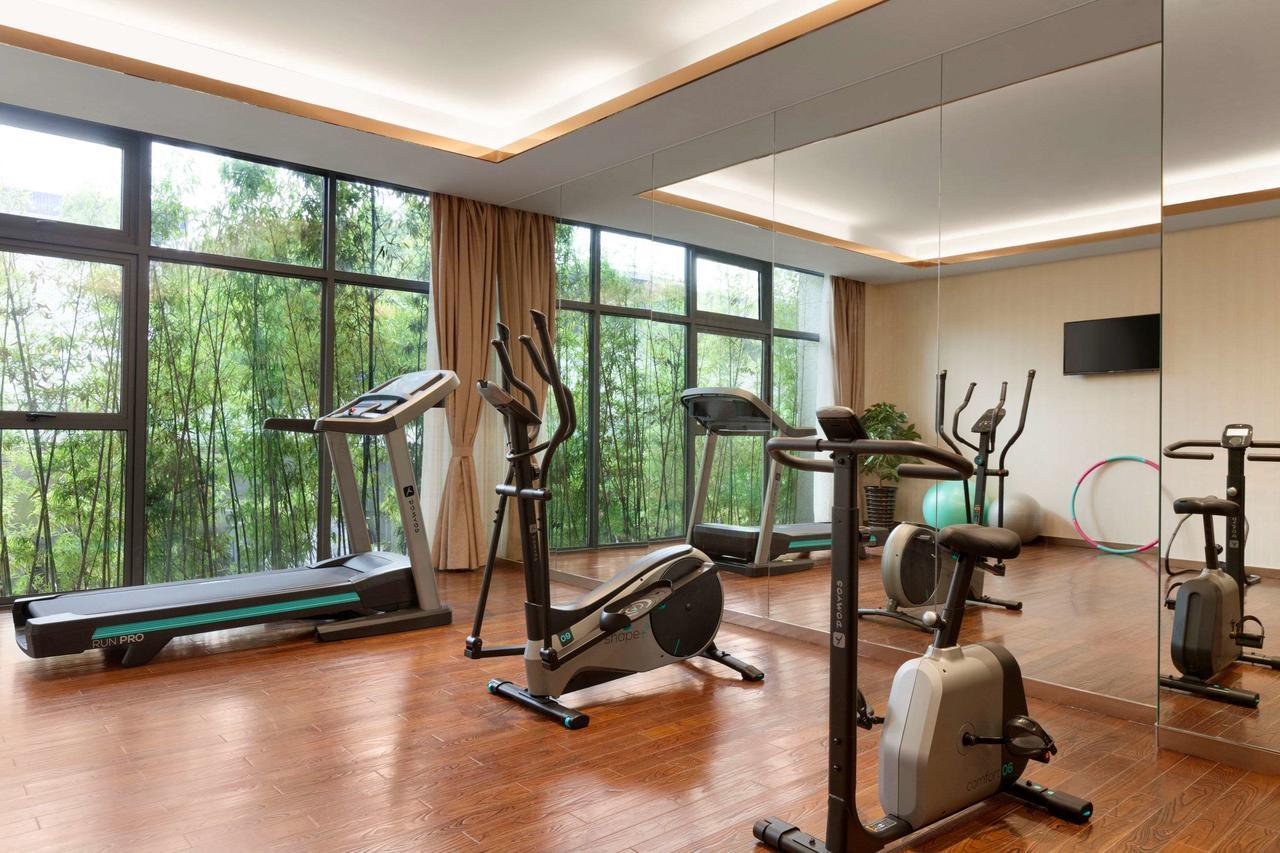 Ramada Shanghai Minhang Esterno foto
